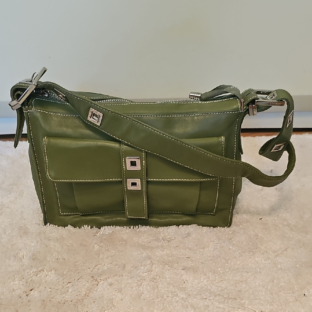 Perlina Green Leather Shoulder Bag